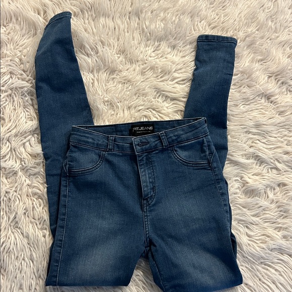 Fit Jeans - Picture 5 of 9